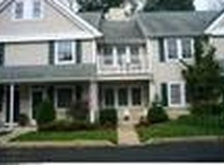 3 Comly Ct, Flourtown, PA 19031