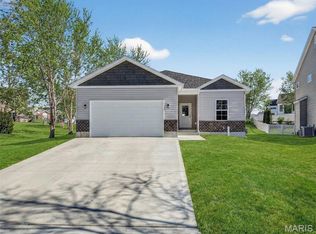 31488 Hillside Dr, Foristell, MO