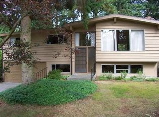 512 N 181st St, Shoreline, WA 98133