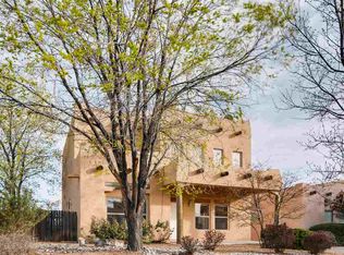 6100 Monte Azul Pl, Santa Fe, NM 87507