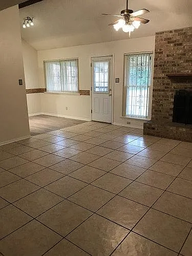 1818 Cedarview Dr — Photo 11