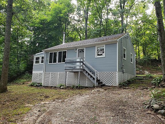 2nd image of 109 Longwood Dr