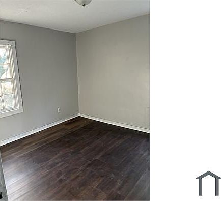 5th image of 2105 Steiner St