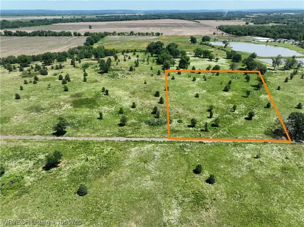 10 Beaty Ave, Pocola, OK 74902