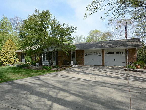 3rd image of 32924 Hill Valley Dr