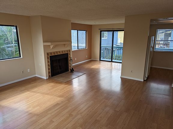 2nd image of 4310 Bayard St
