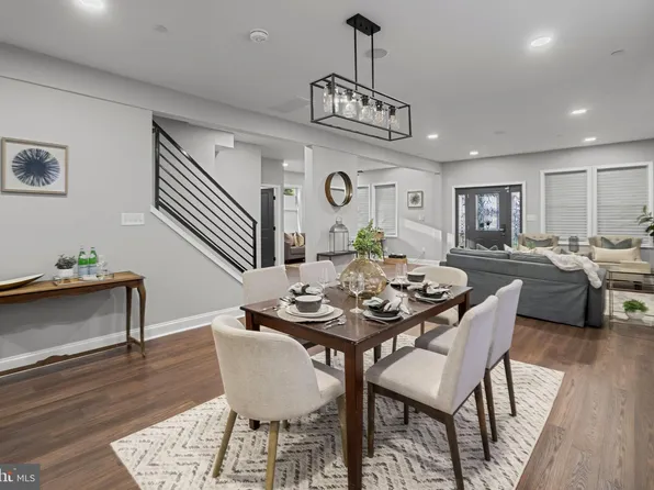 4011 Penhurst Ave, Baltimore, MD 21215