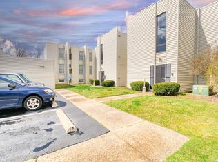 1675 Cedarwood Dr APT B, Westlake, OH 44145