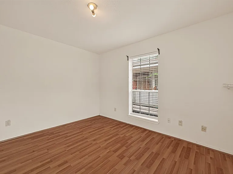 9201 Clarewood Dr #191 — Photo 17