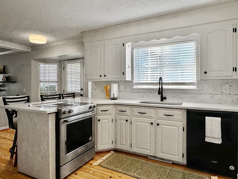 7900 Elderberry Cir — Photo 11