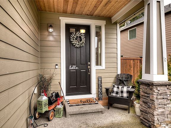 3rd image of 11906 172nd Street Ct E