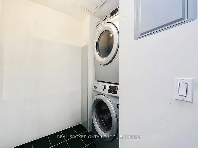 1720 Eglinton Ave E #601 — Photo 15