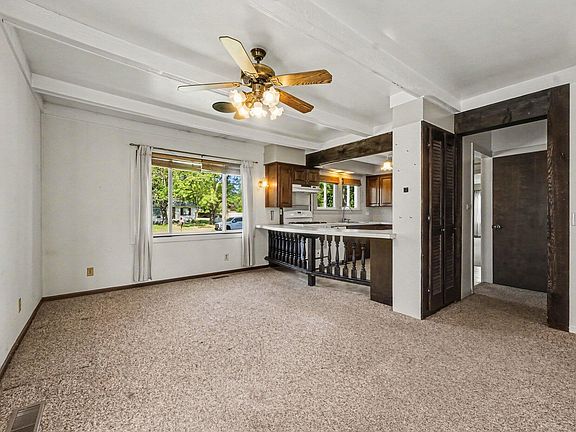 5th image of 3756 Auburn Ave NE