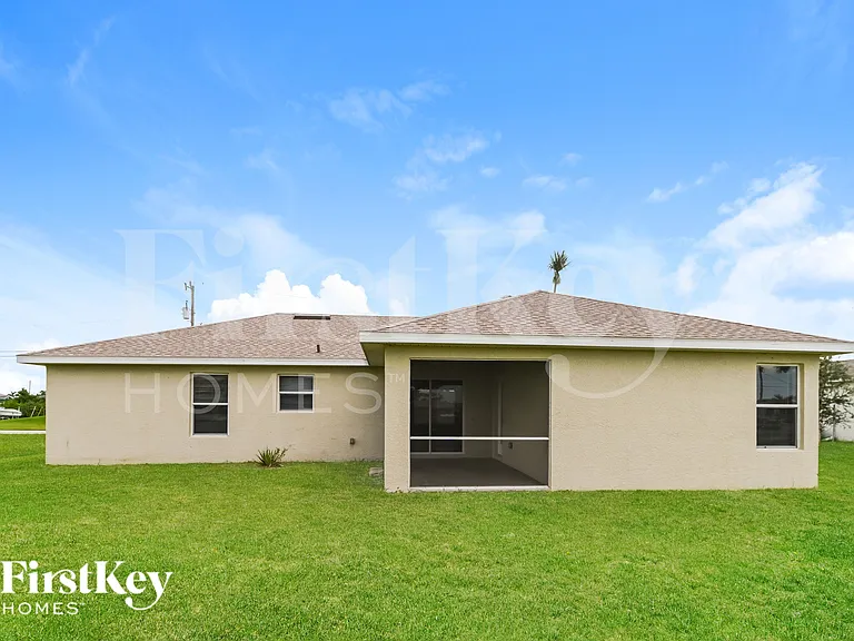 1412 NW 12th Pl — Photo 18