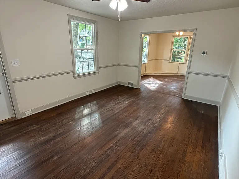 3821 Barwick St — Photo 4