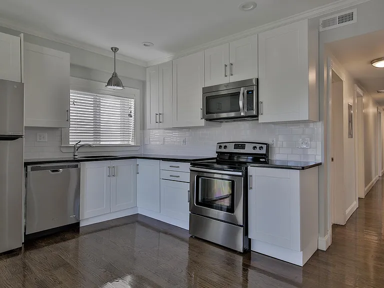 1059 Saratoga St #2 — Photo 12