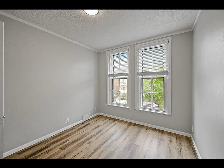 745 Margaret St #4 — Photo 33
