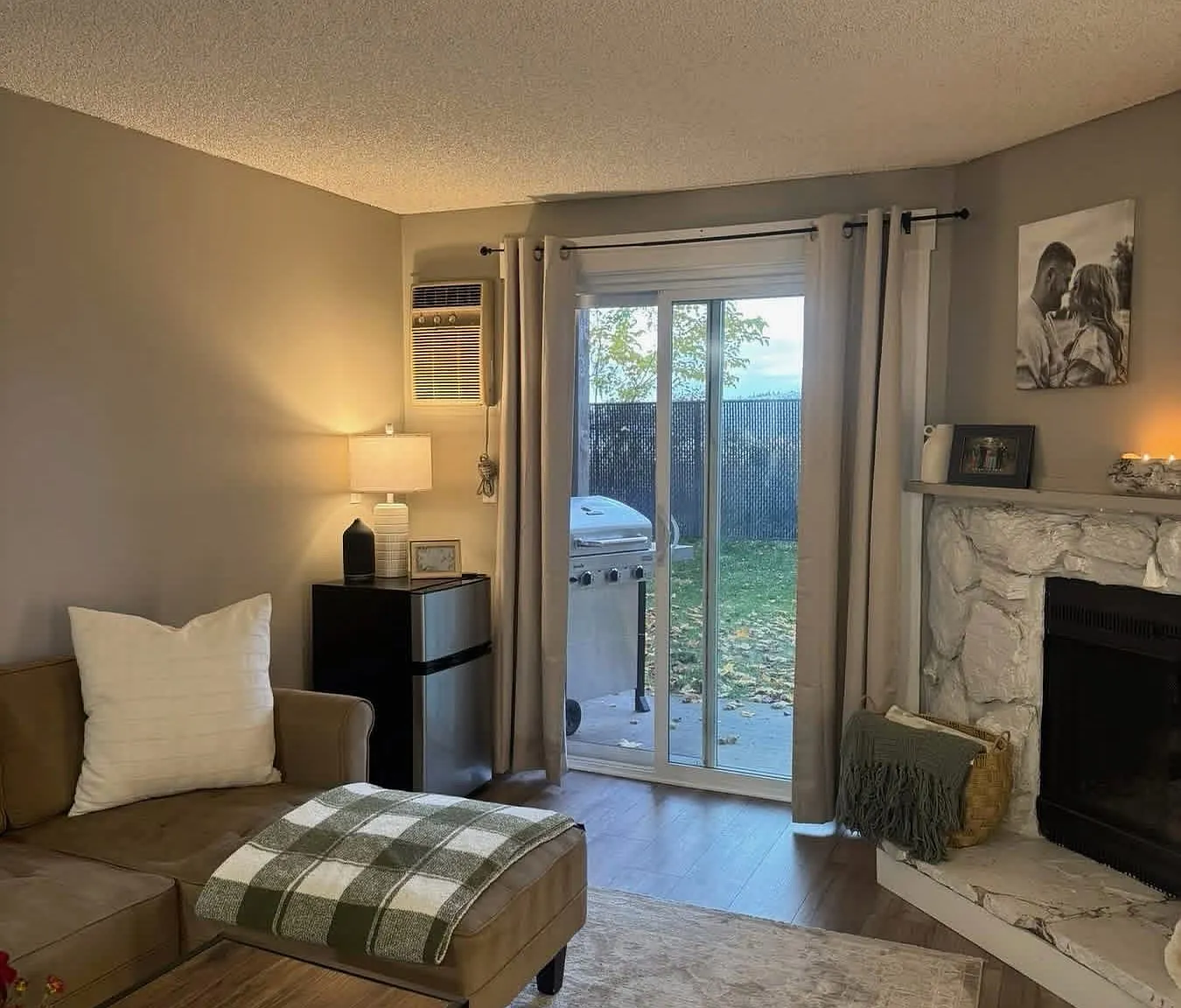 1 bed, 585 sqft, $1,200 — Photo 2