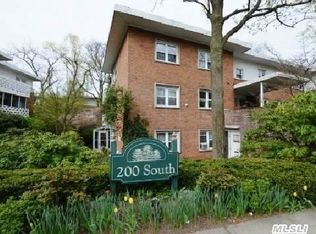 200 Middle Neck Rd, Great Neck, NY 11021