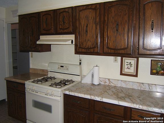 5th image of 431 E Formosa Blvd