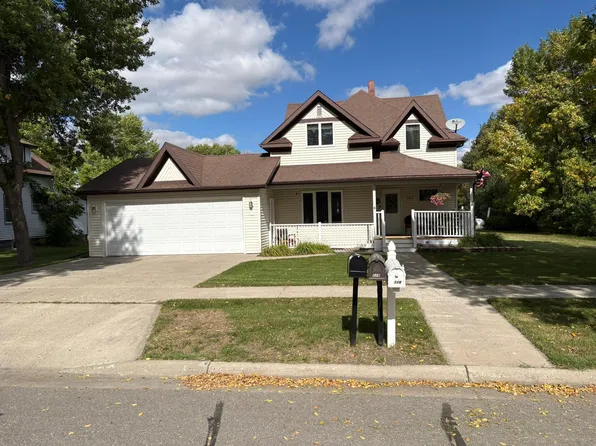 116 3rd St E, Halstad, MN 56548