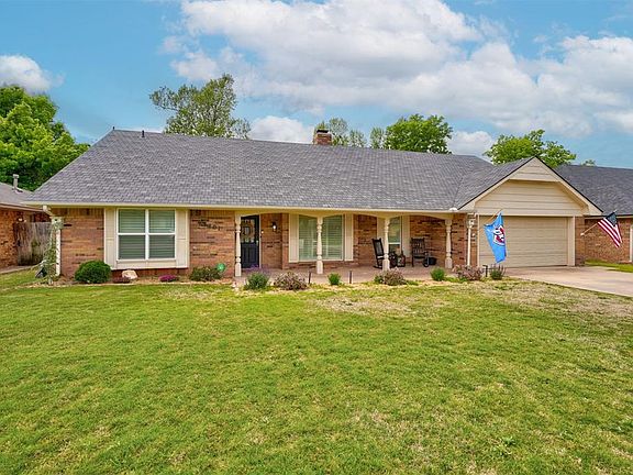 3rd image of 13401 Green Valley Dr
