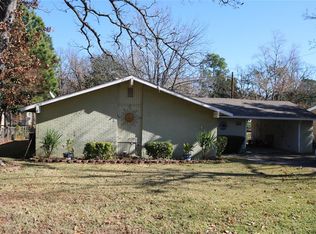 196 Lake Dr, Enchanted Oak, TX 75156