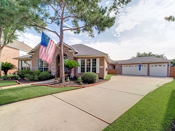 Beautiful home with detached 3 car garage