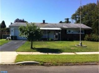 71 Incurve Rd, Levittown, PA 19057