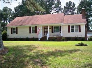 4830 Lakeview Rd, Elm City, NC 27822