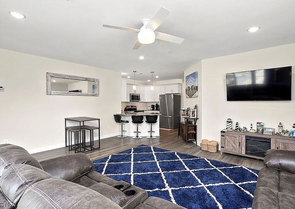 2676 S Waterside Ct Lakeside Marblehead, OH, 43440 Apartments for