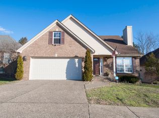7311 Spring Run Dr, Louisville, KY 40291