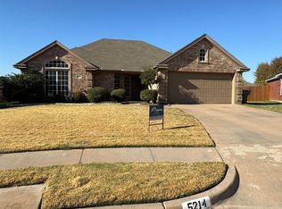 5214 Sunnybrook Ln, Wichita Falls, TX 76310
