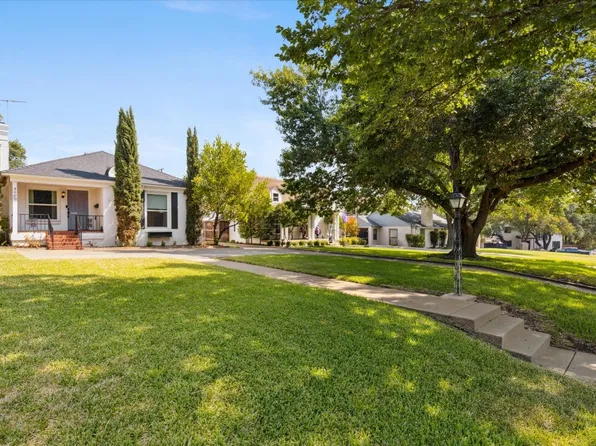 3608 Bellaire Dr N, Fort Worth, TX 76109