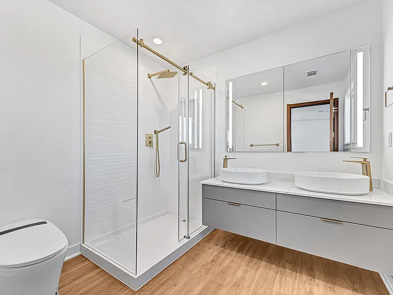 1102 Emilia Ave — Photo 12