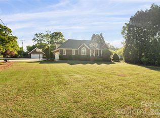 1701 S Point Rd, Belmont, NC 28012