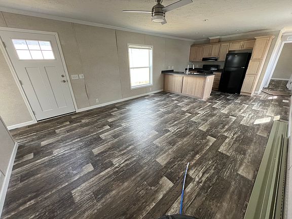 2nd image of 3680 Main St