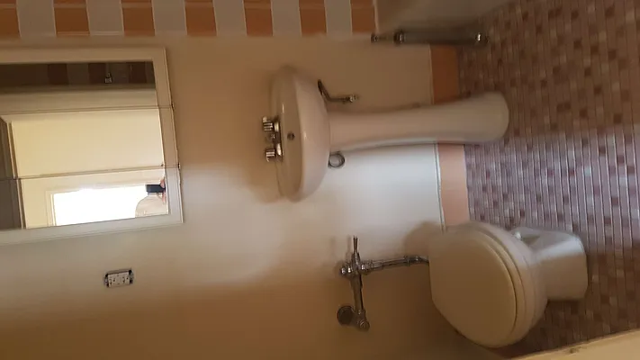 Rented by Smart NY Realty LLC | media 18