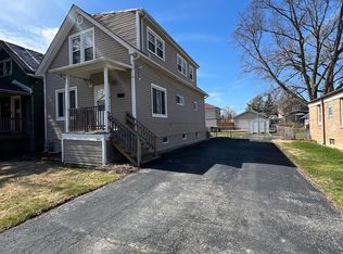 12224 Greenwood Ave, Blue Island, IL 60406