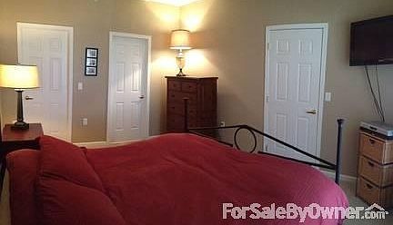 Master Bedroom
						:
						With spacious walk-in closet and full bathroom