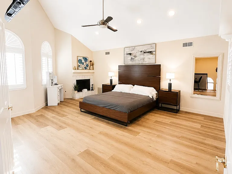 6318 Chimineas Ave — Photo 36