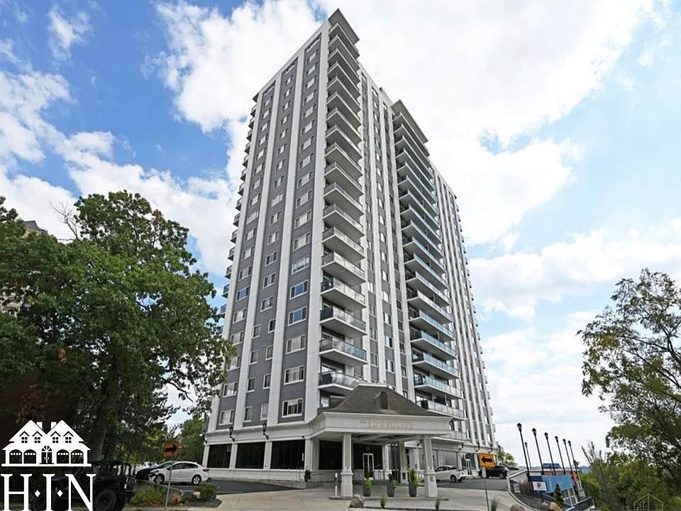 1st image of 2200 Victory Pkwy Unit 2501