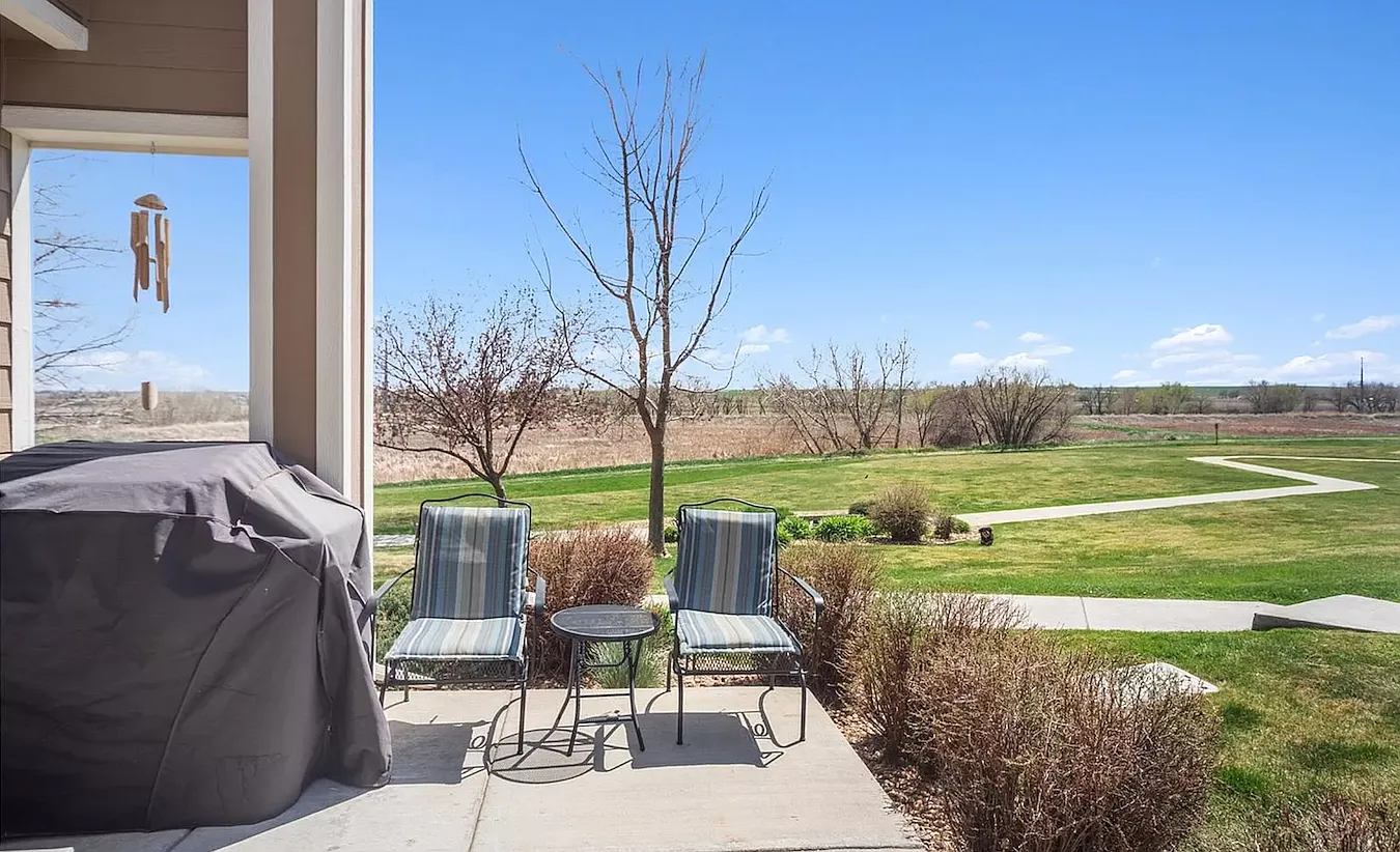 3 bed, 3.5 bath, 1826 sqft, $2,450 — Photo 3