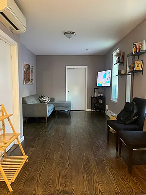 Rented by Angelucci Group LLC | media 9