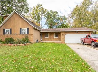 4600 Edgewood Dr, Lorain, OH 44053