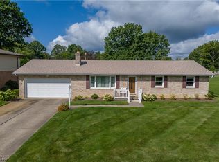1717 Hiram St, Louisville, OH 44641