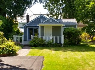 17519 100th Ave SW #COTTAGE, Vashon, WA 98070