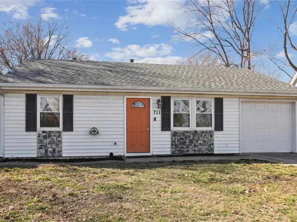 711 N Willie St, Olathe, KS 66061