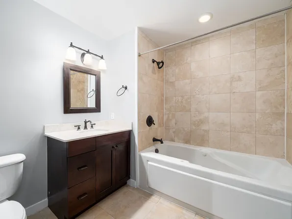 100 Paterson Plank Road 220 image 3 of 10