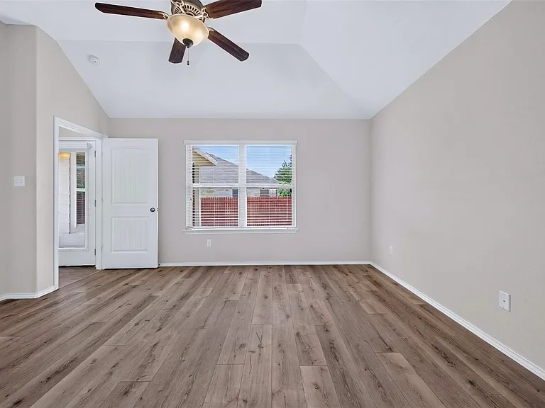 141 Vermilion Marble Trl — Photo 11